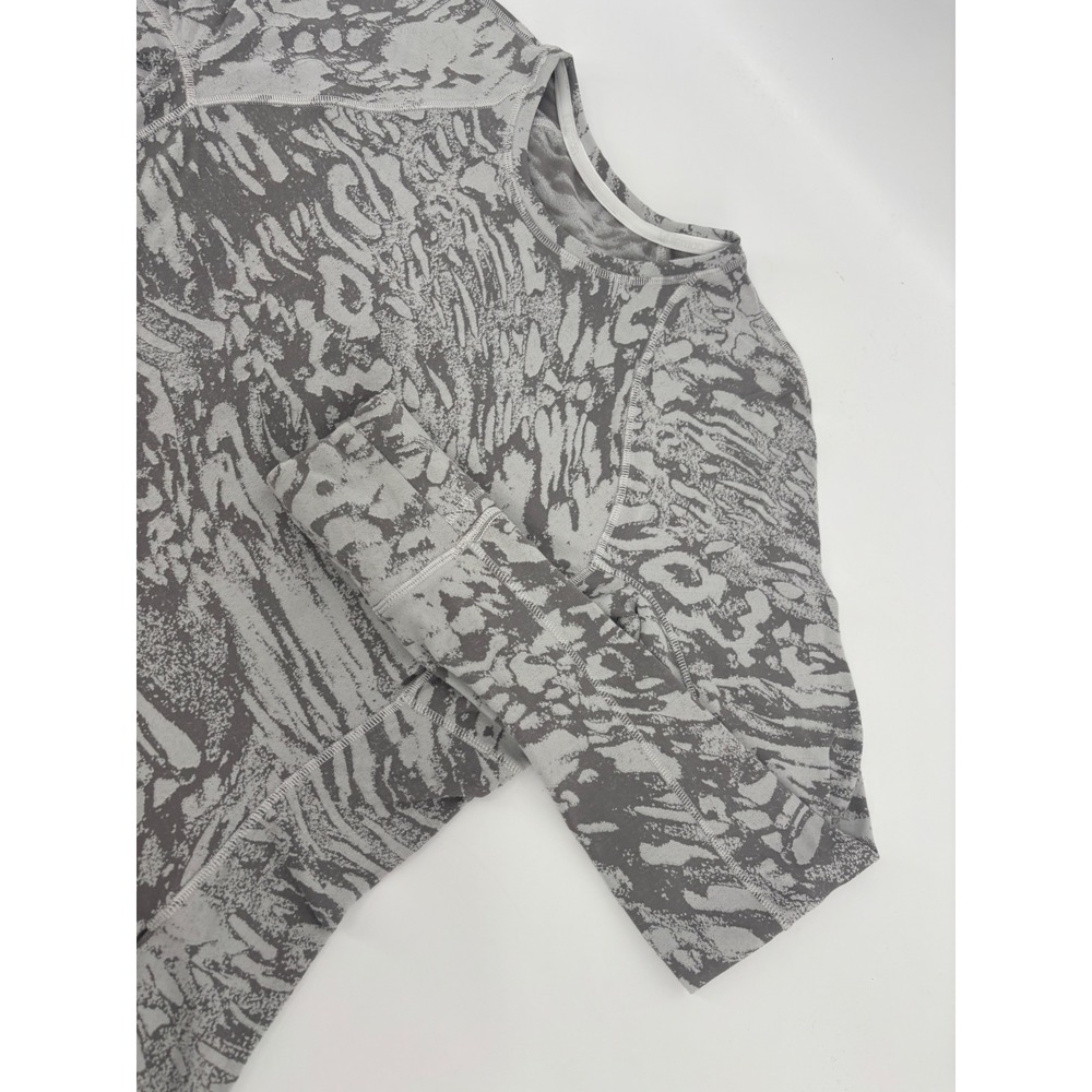 Lululemon Swiftly Tech Long Sleeve 2.0 Size 12 Grey White Abstract Marble Top